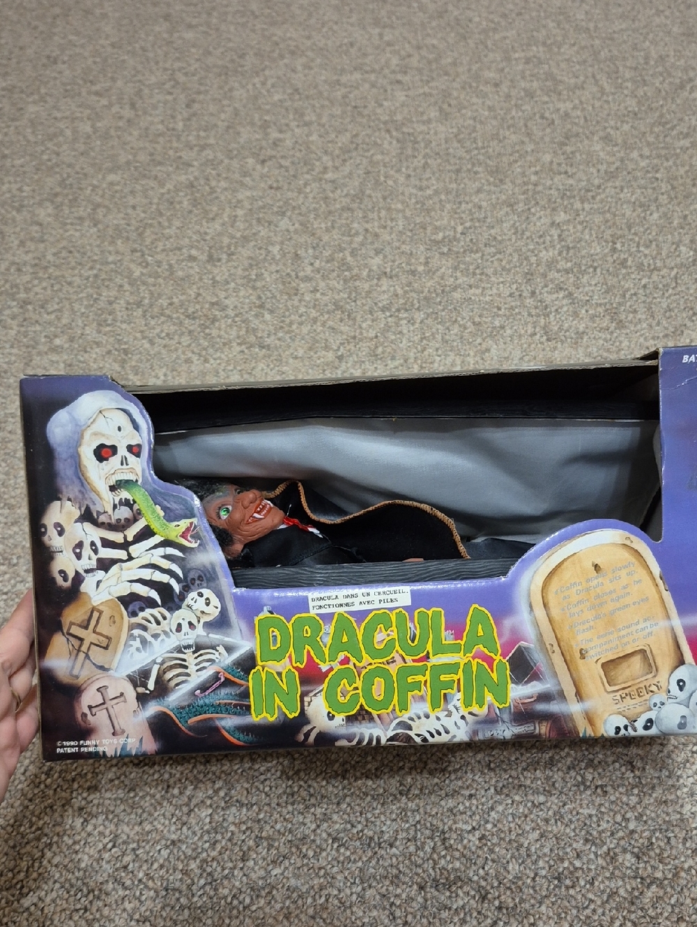 Vintage Dracula Vampire In Coffin Battery Operated Animated 1990's Works Well
